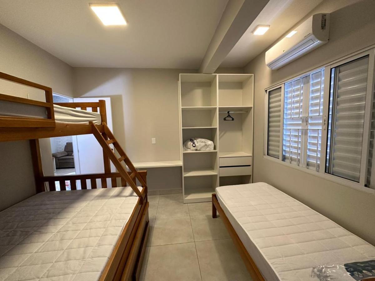 Casa Em Martim De Sa *